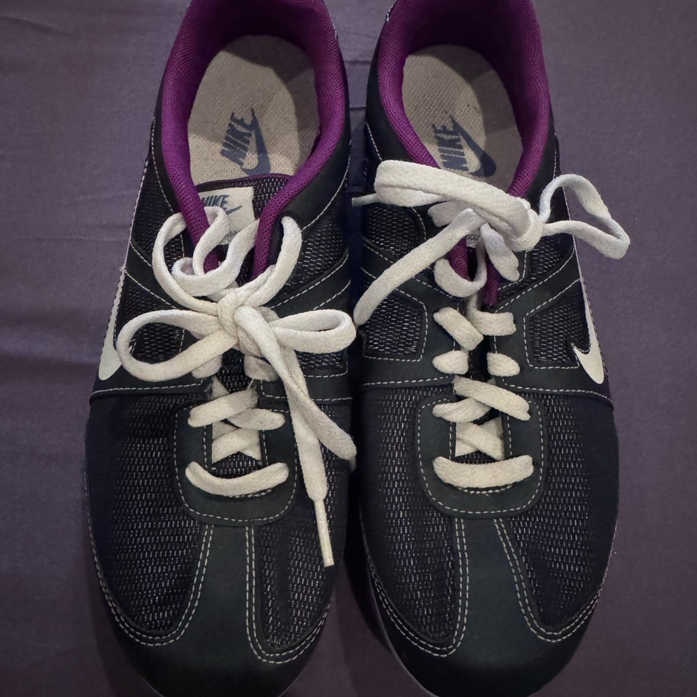 Nike Women's Blue Sneakers